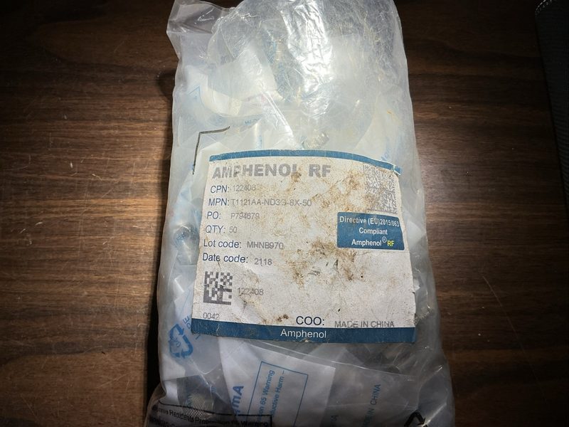 Разъём Amphenol 122408RP