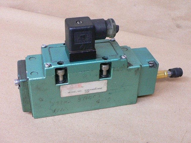 Пневмоклапан Numatics 123BA400L049Z