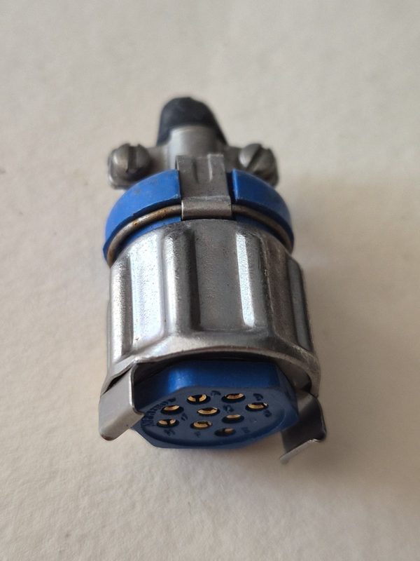 Разъём Amphenol 126-222