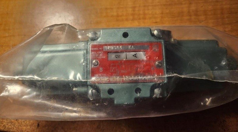 Пневмоклапан Numatics 12DSA400KA