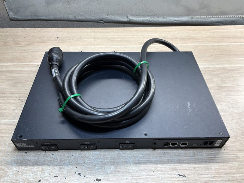 Блок розеток 12OUTLETS/JUA3455