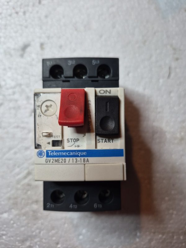 Автоматический выключатель Schneider 13-18AMP