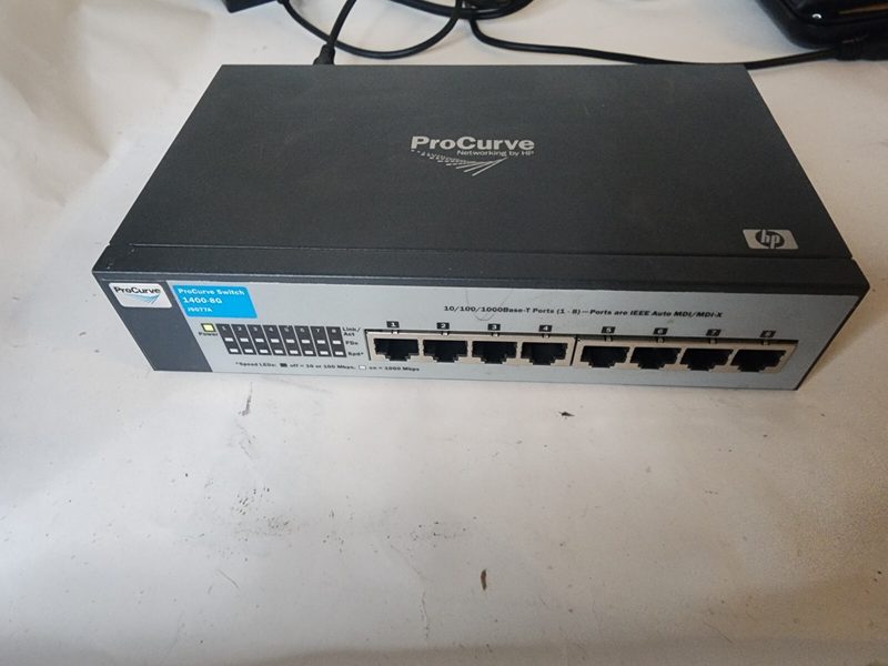 Коммутатор HPE 1400-8G