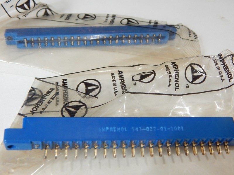 Разъём Amphenol 143-022-01
