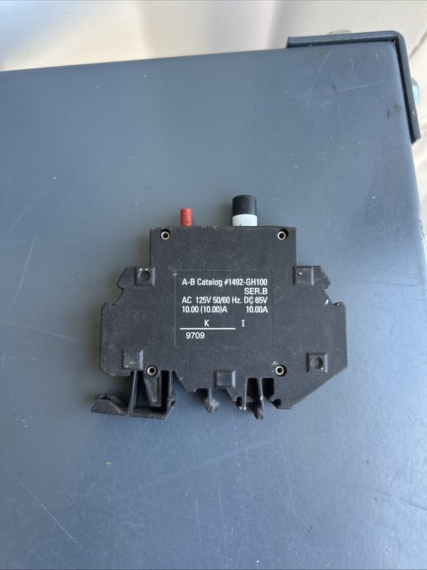 Автоматический выключатель Allen-Bradley 1492-GH100