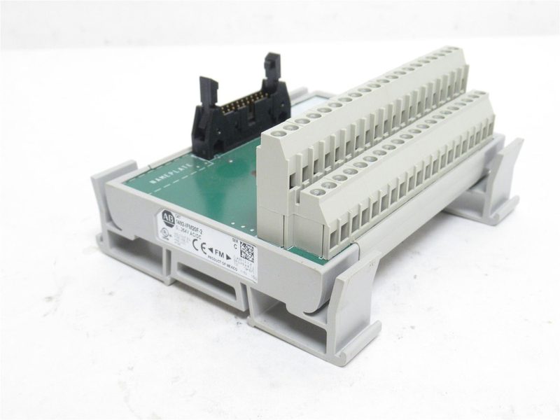 Клеммник Allen-Bradley 1492-IFM20F-2