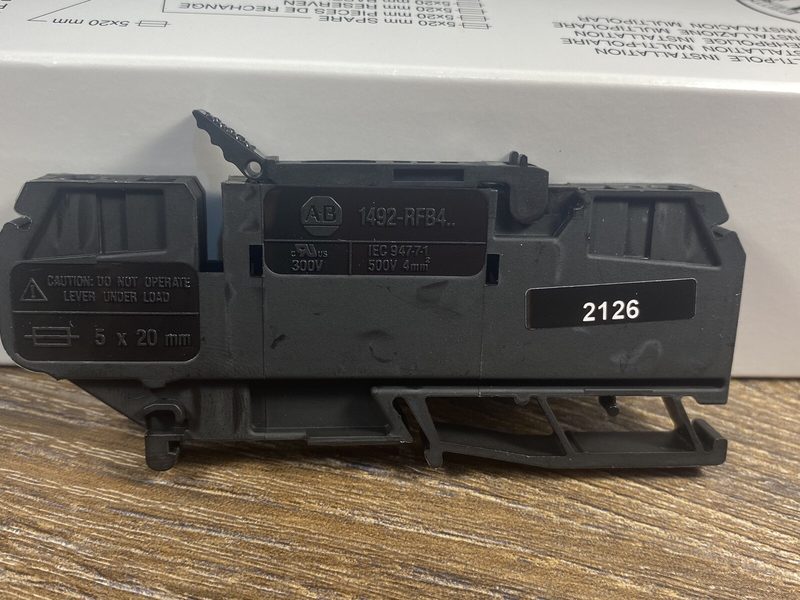 Клеммная колодка Allen-Bradley 1492-RFB424