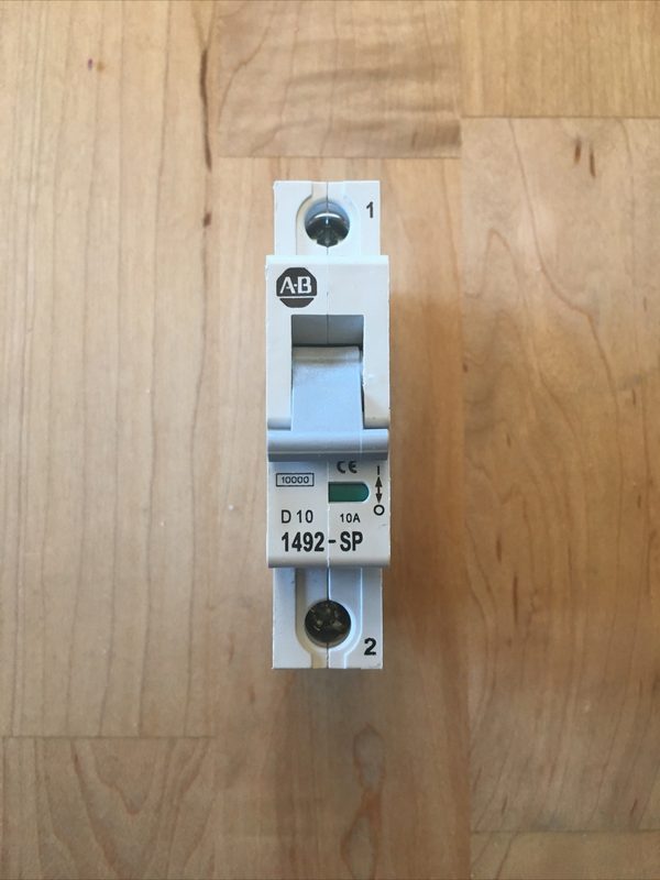 Автоматический выключатель Allen-Bradley 1492-SP1D100