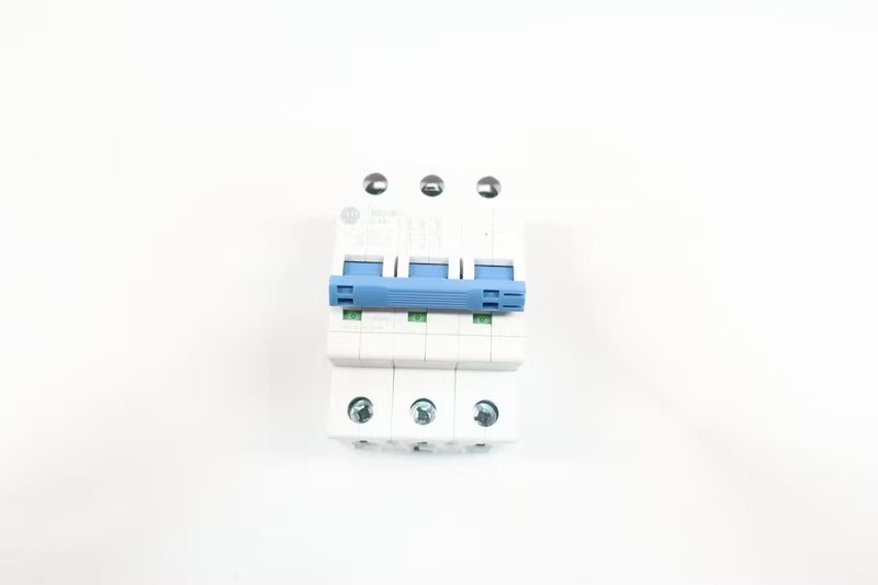 Автоматический выключатель Allen-Bradley 1492-SPM3C040