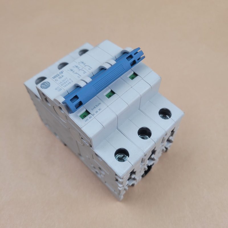 Автоматический выключатель Allen-Bradley 1492-SPM3C150
