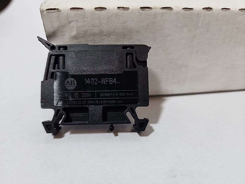 Держатель предохранителя Allen-Bradley 1492-WFB424