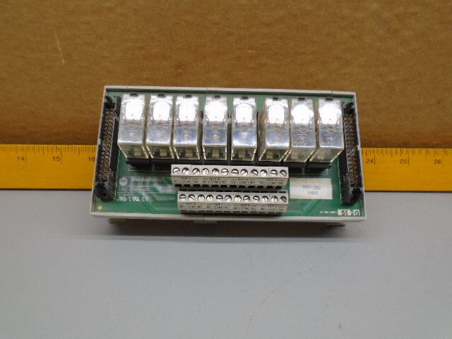 Экспандер Allen-Bradley 1492-XIM24-8R