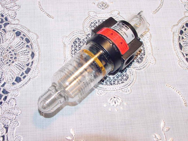 Лубрикатор Parker 14L10GA