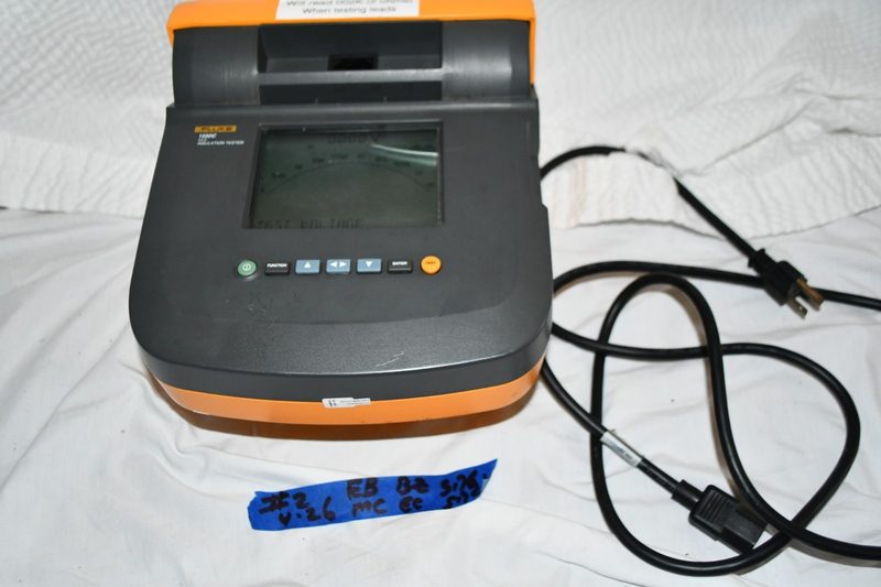 Тестер Fluke 1550C