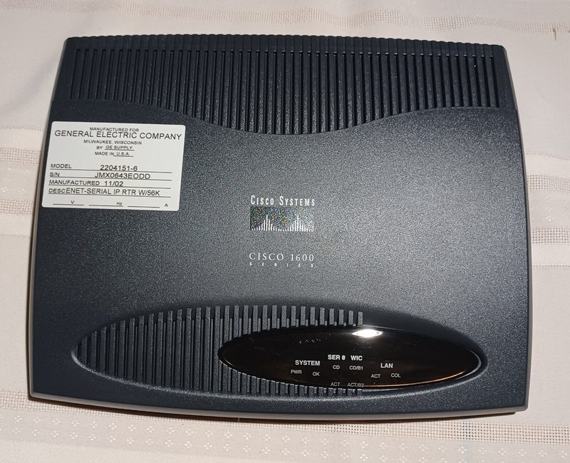Коммутатор Cisco 1600