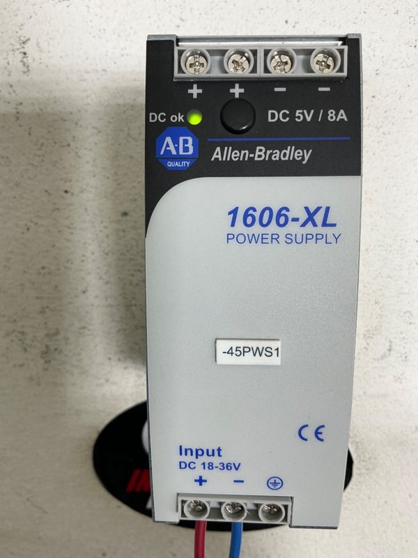 Блок питания Allen-Bradley 1606-XLDC40A