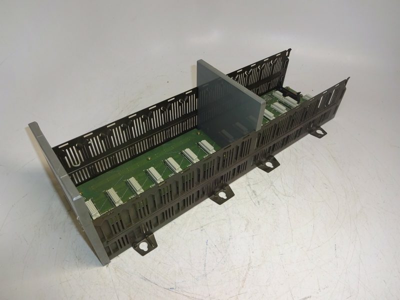 ПЛК Allen-Bradley 1746-A13