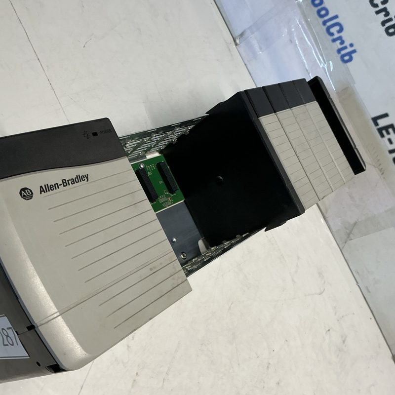 Блок питания Allen-Bradley 1756-A10/C