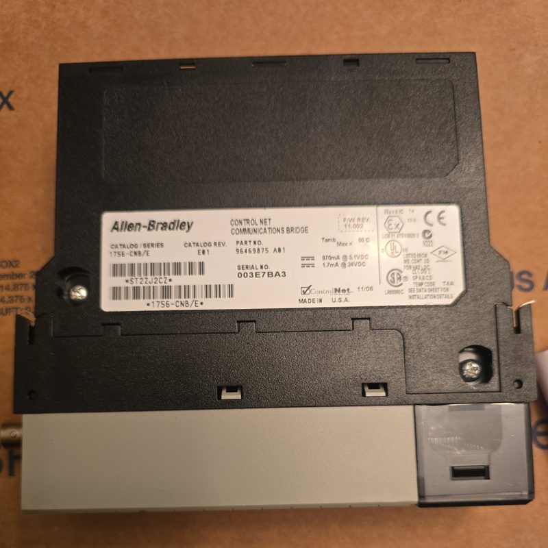 Коммуникационный модуль Allen-Bradley 1756-CNB