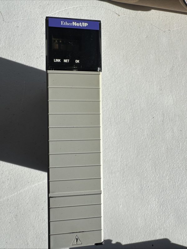 Коммуникационный модуль Allen-Bradley 1756-ENBT/A