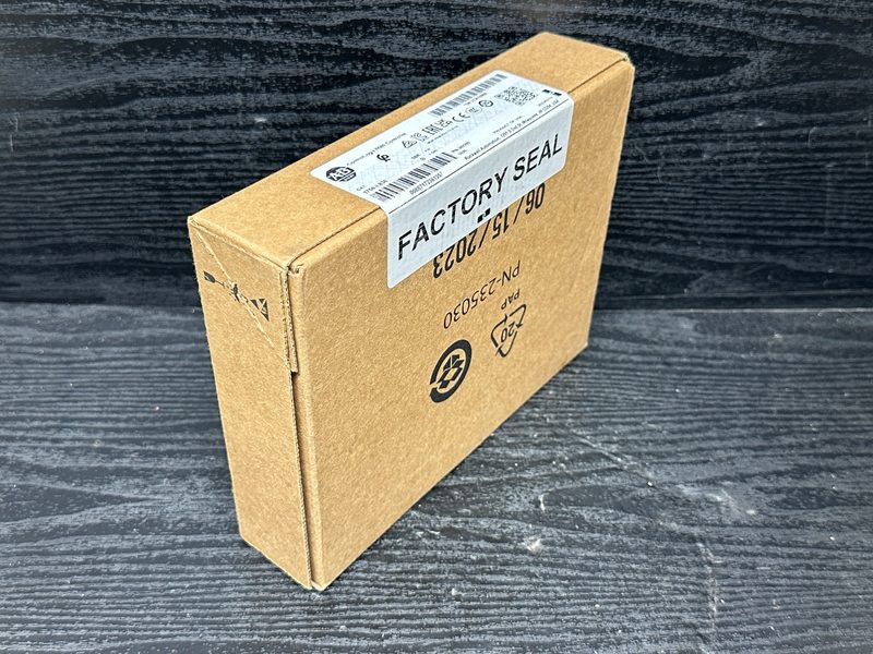 ПЛК Allen-Bradley 1756-L83E
