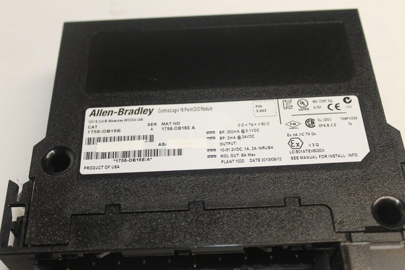 Модуль ввода-вывода Allen-Bradley 1756-OB16E