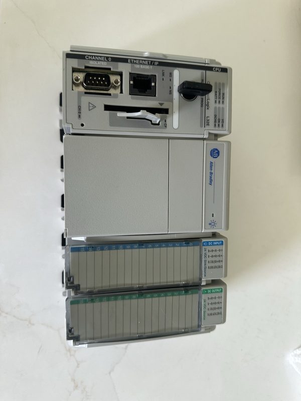 ПЛК Allen-Bradley 1769-PA4