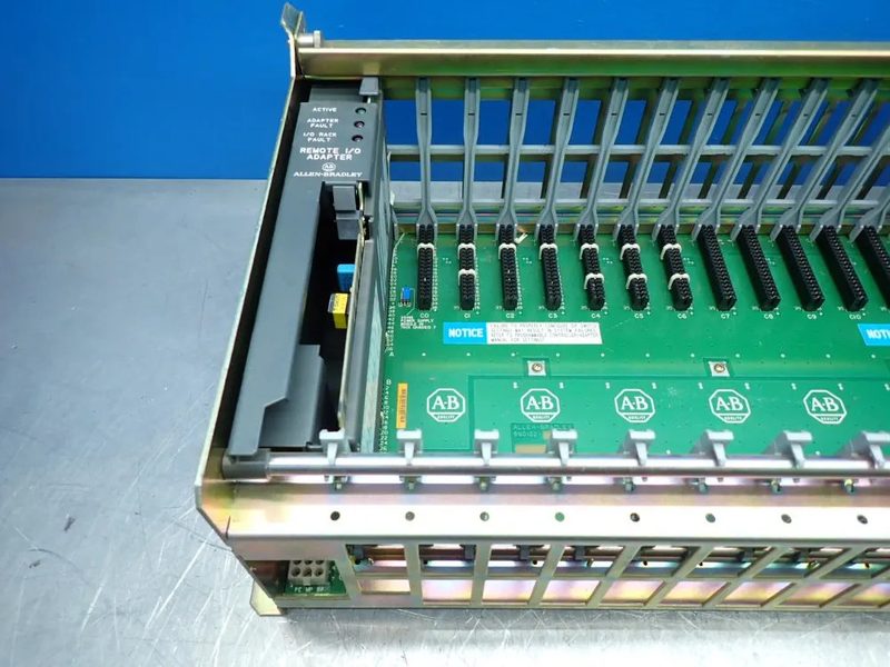 Модуль ввода-вывода Allen-Bradley 1771-ASB