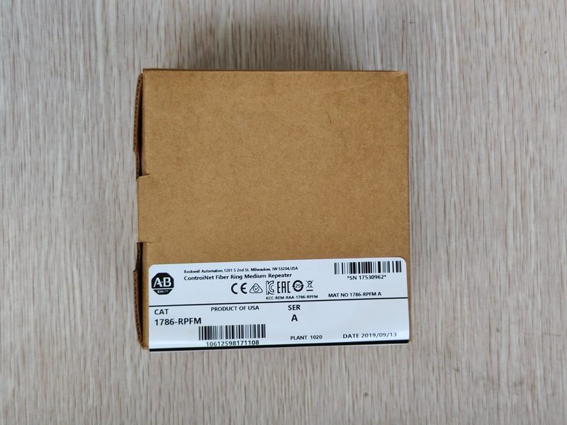 Ретранслятор Allen-Bradley 1786-RPFM