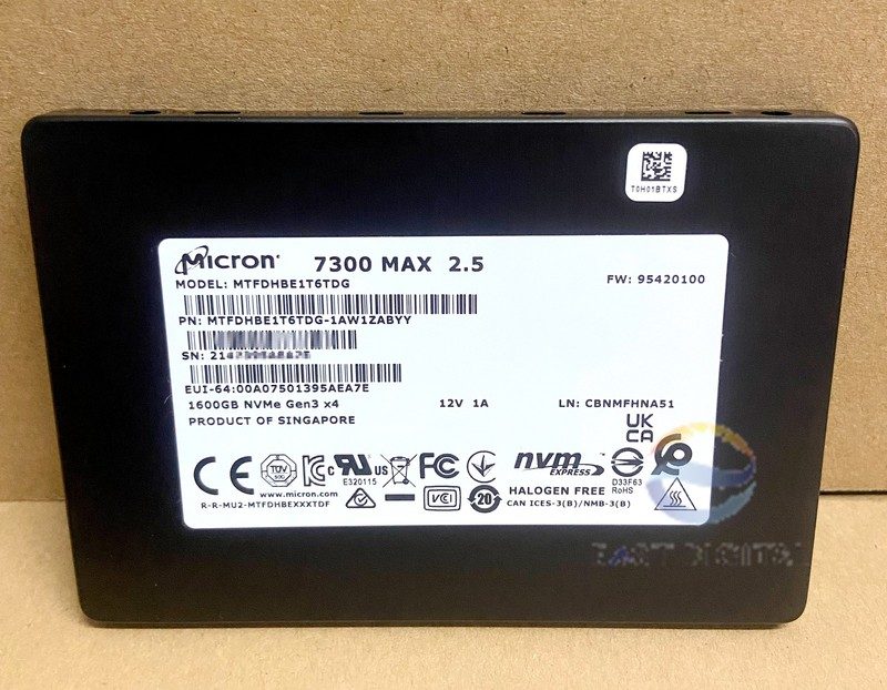 SSD-накопитель Micron 1AW1ZABYY