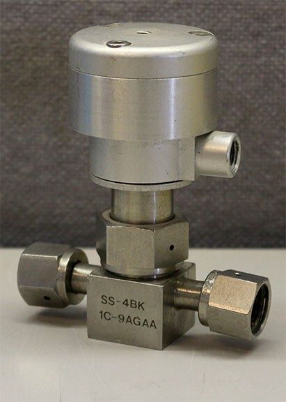 Клапан Swagelok 1C-9AGAA