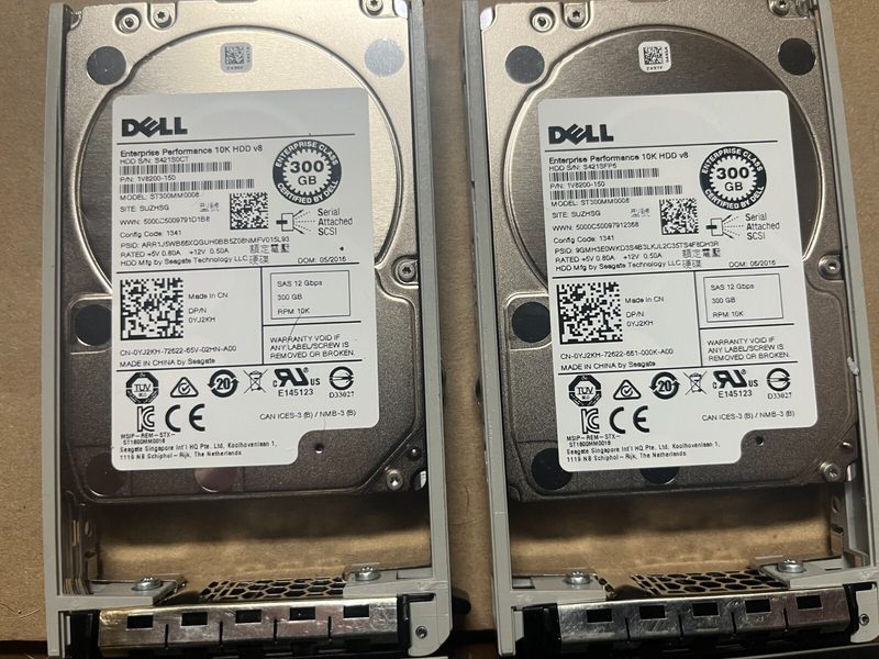 Жёсткий диск Dell 1FD200-151