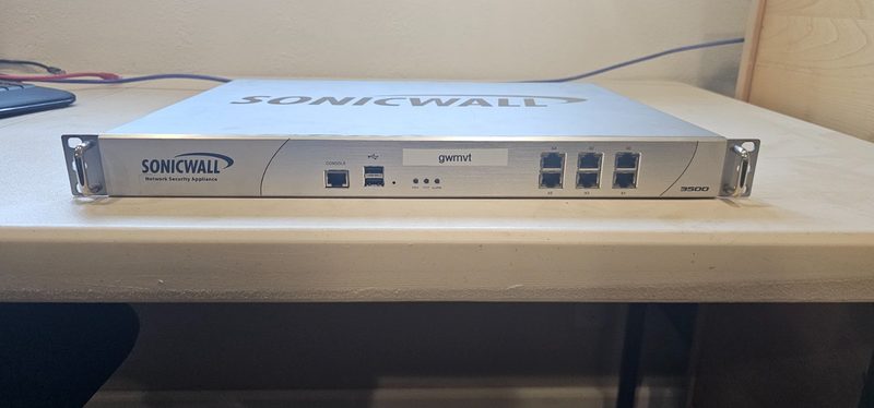 Межсетевой экран SonicWall 1RK13-052