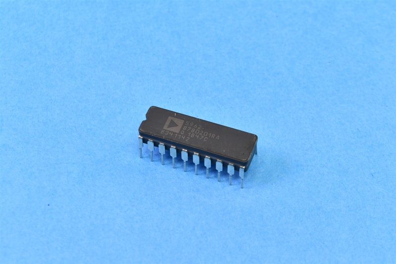 Микросхема Analog Devices 20-CERDIP
