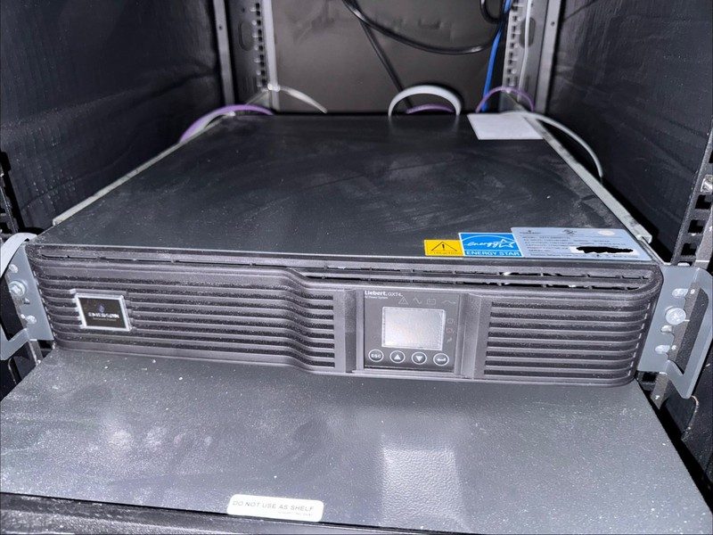 ИБП Vertiv 2000RT120