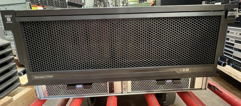 Дисковая полка IBM 2076-92F