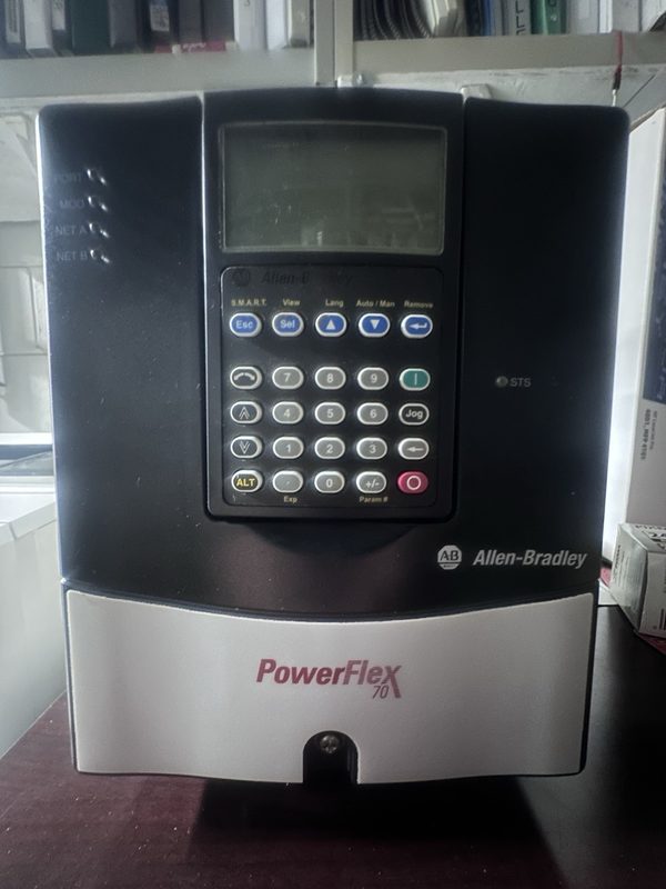 Частотный преобразователь Allen-Bradley 20AD8P0A3AYNNCNN