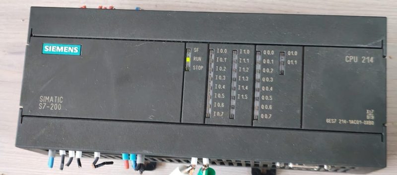 ПЛК Siemens 214-1AC01-0XB0