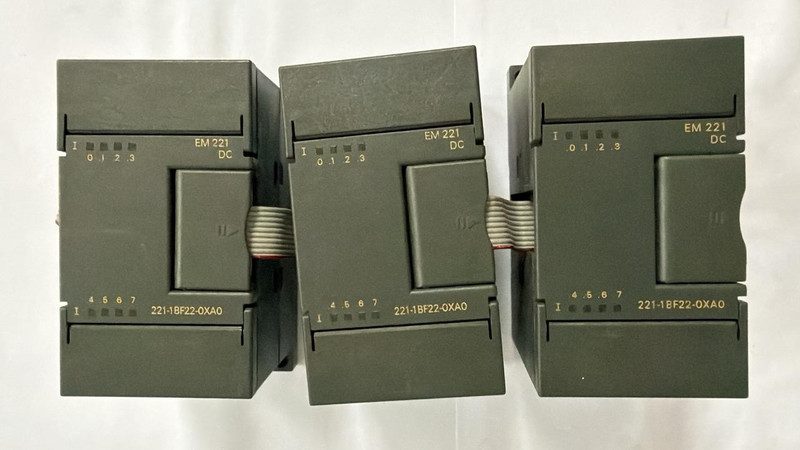 ПЛК Siemens 221-1BF22-0XA0