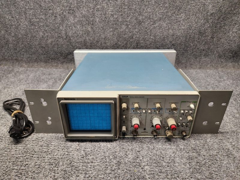 Осциллограф Tektronix 2213A