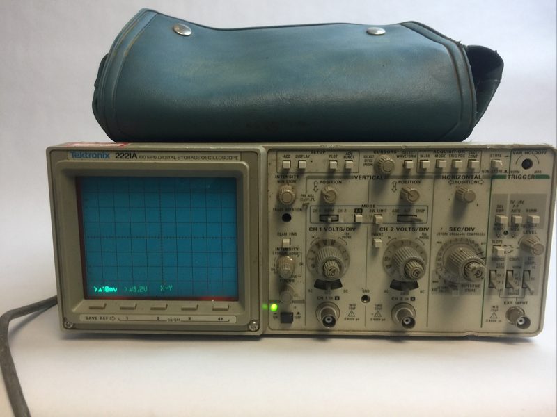 Осциллограф Tektronix 2221A