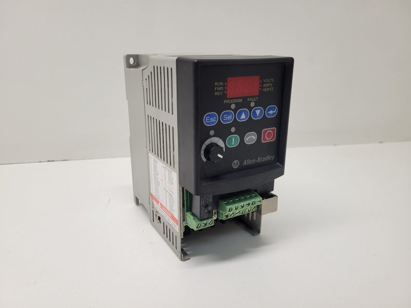 Частотный преобразователь Allen-Bradley 22A-A2P3N114