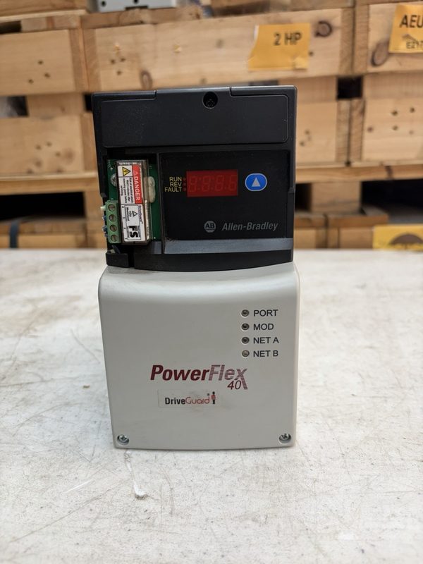 Частотный преобразователь Allen-Bradley 22D-D2P3N104