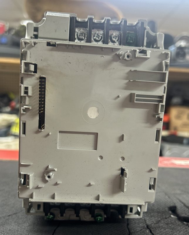 Частотный преобразователь Allen-Bradley 22F-D8P7N103