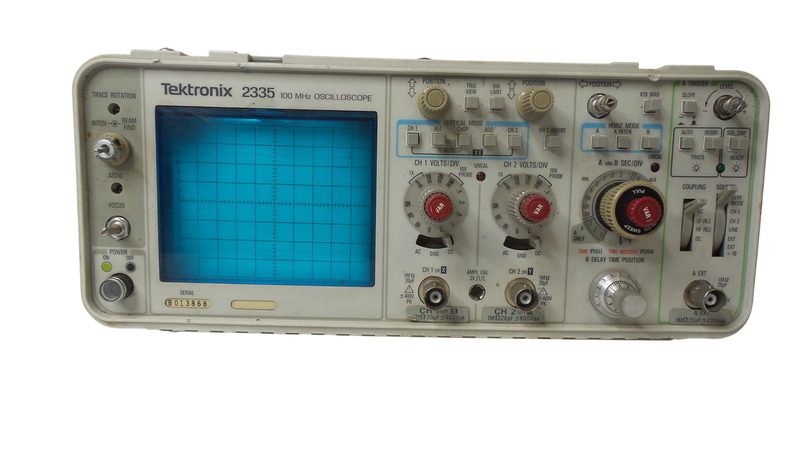 Осциллограф Tektronix 2335
