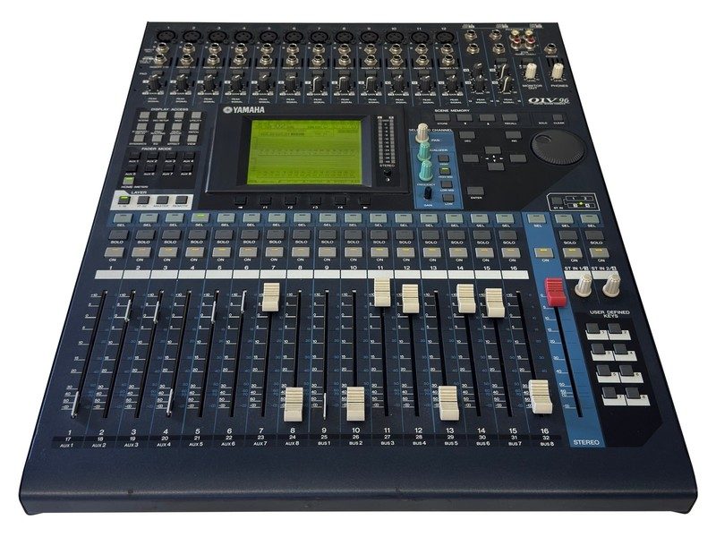 Микшерный пульт 24-BIT/96K