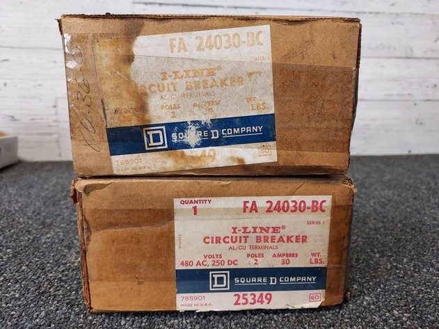 Автоматический выключатель 24030-BC