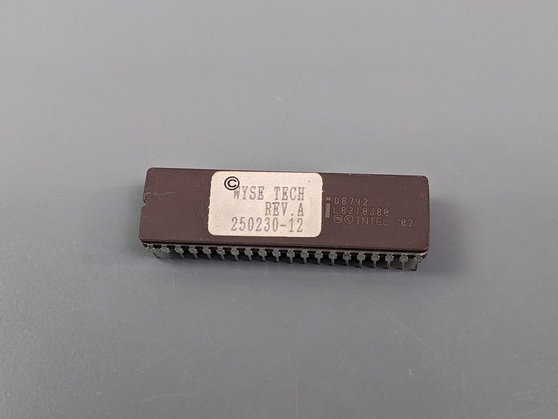 Микросхема Intel 250230-12