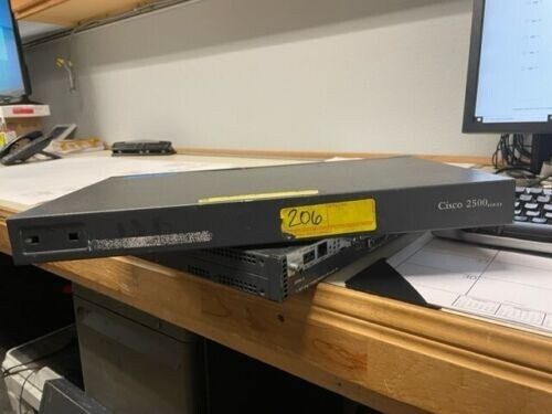 Маршрутизатор Cisco 2524