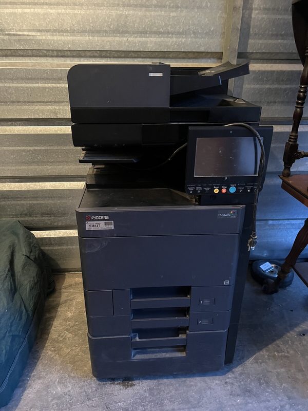 Принтер Kyocera 2552CI